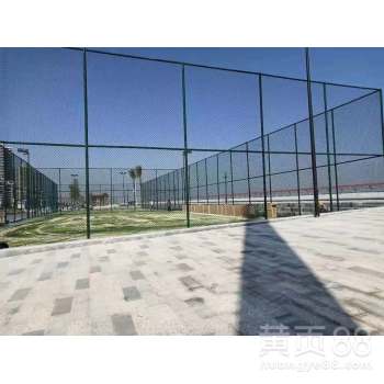 從球場圍網(wǎng)編織到兒童滑梯焊接 現(xiàn)代設(shè)施的結(jié)構(gòu)原理